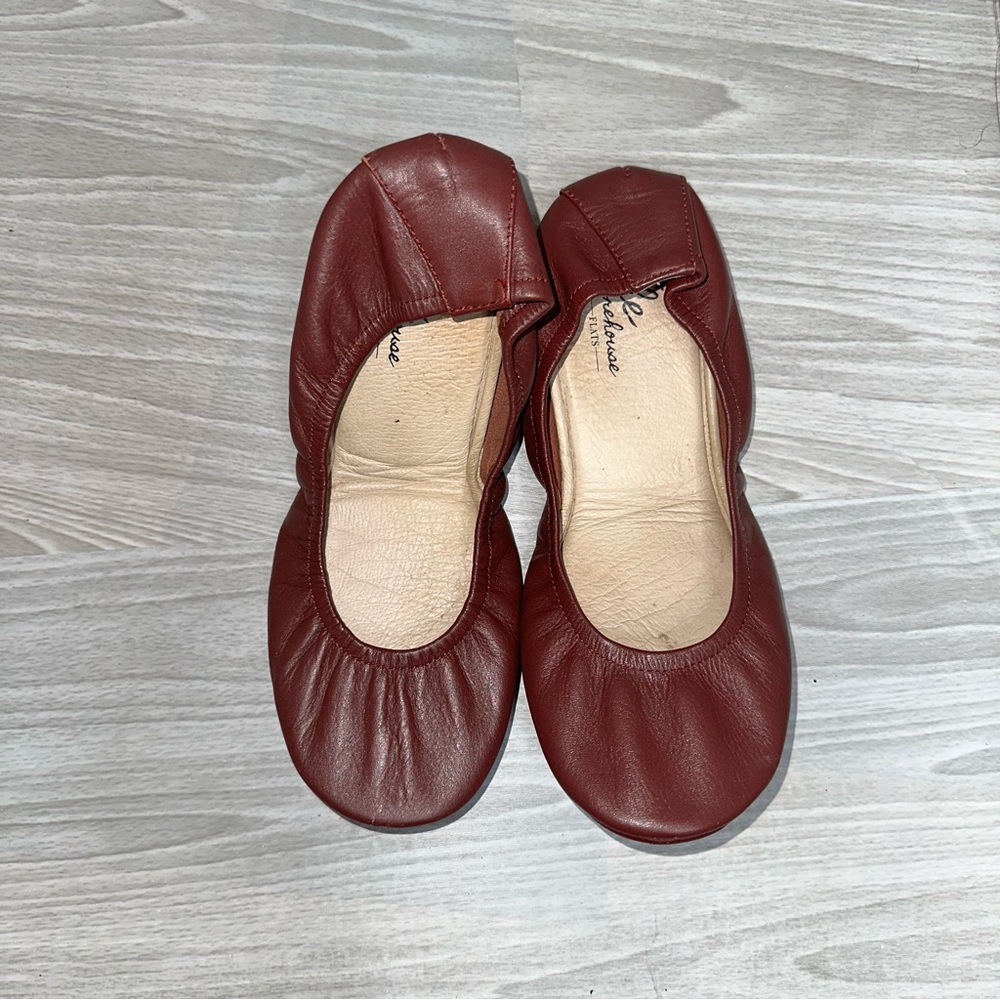 The Stonehouse flats Size 9